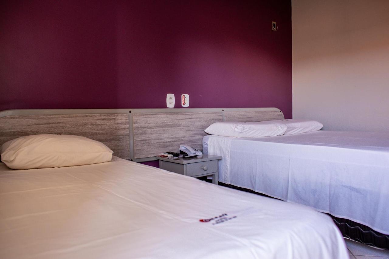 Ozaki's Hotel Tailandia Kültér fotó